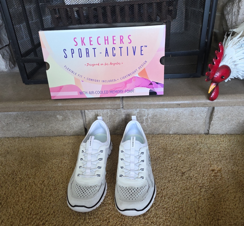 Skechers White And Black Women Sport-Active Lightweight Sneakers